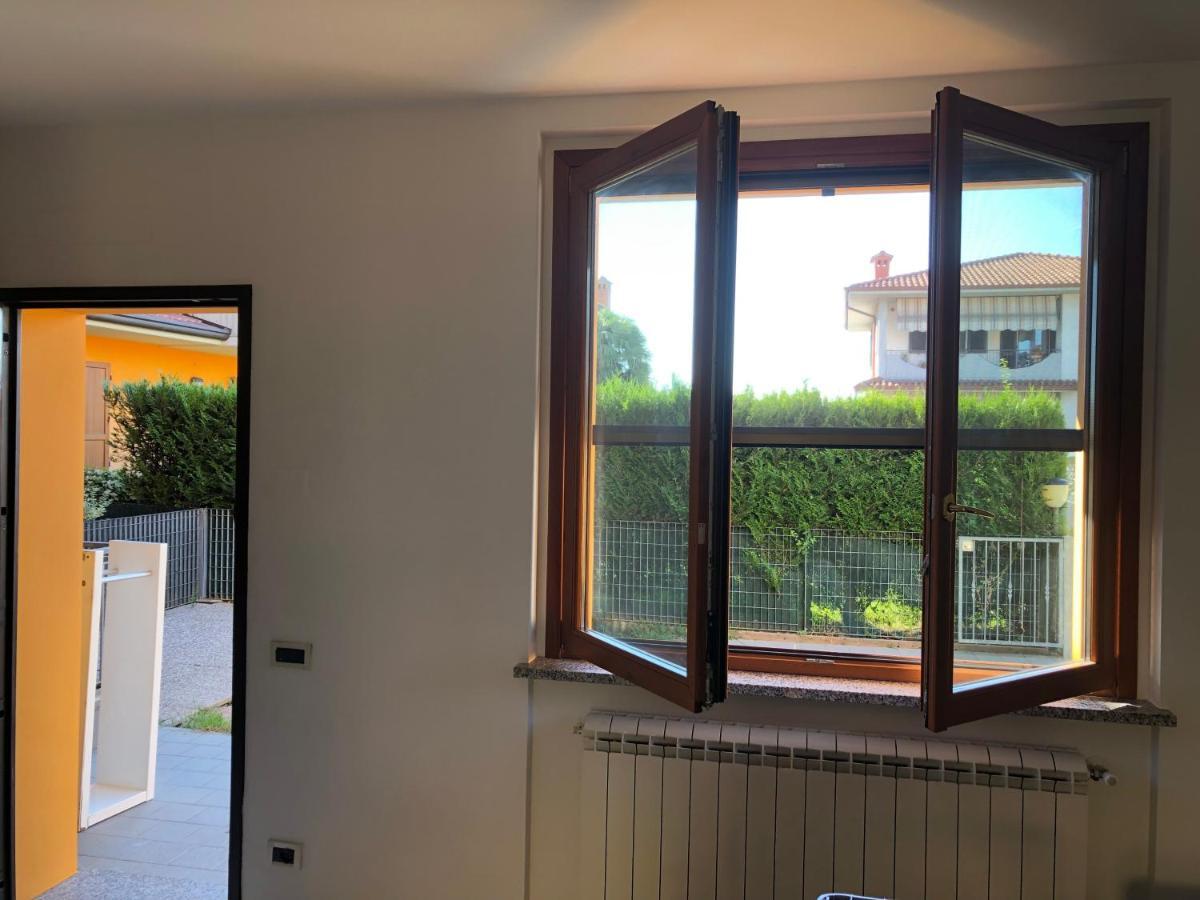 Trilocale In Villetta Piano Terra Indipendente Osio Sotto Exteriör bild